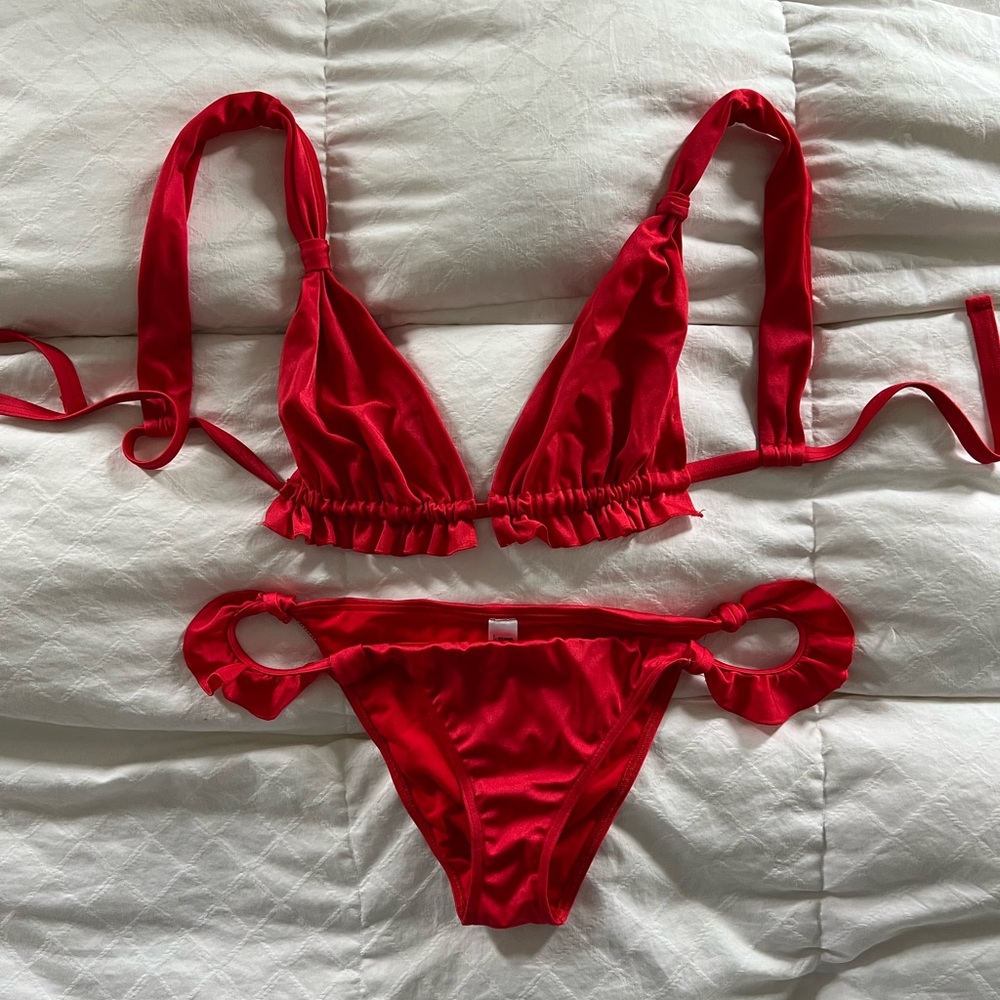 ASOS Design Swim Bikini. LOVE THIS SUIT ON!!